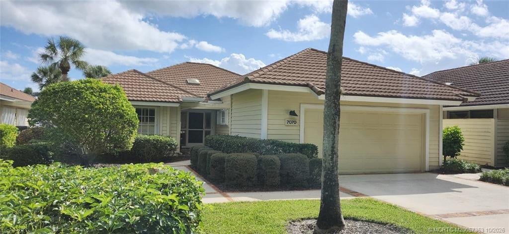 7070 SE Winged Foot Drive, Stuart, FL 34997 Photo 1