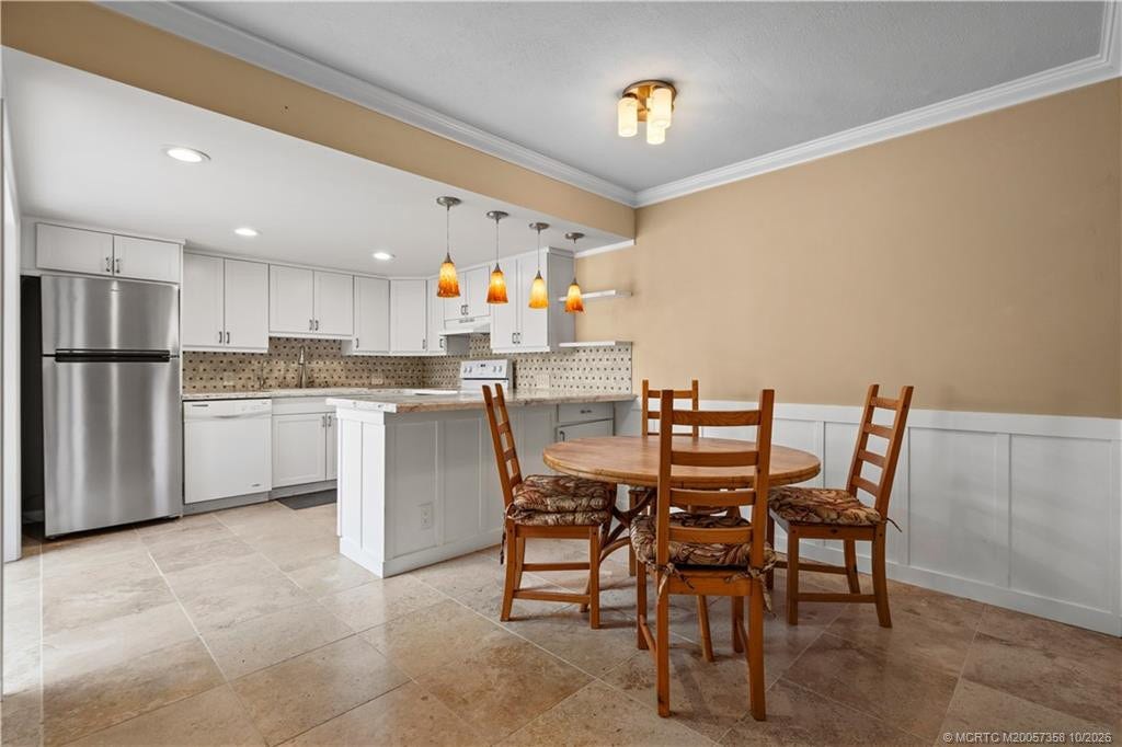 5863 SE Riverboat Drive, Stuart, FL 34997 Photo 8