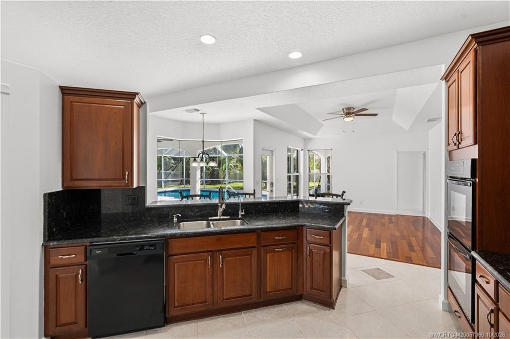 1498 SW Bartell Avenue, Port St Lucie, Port St Lucie, FL 34953 Photo 11