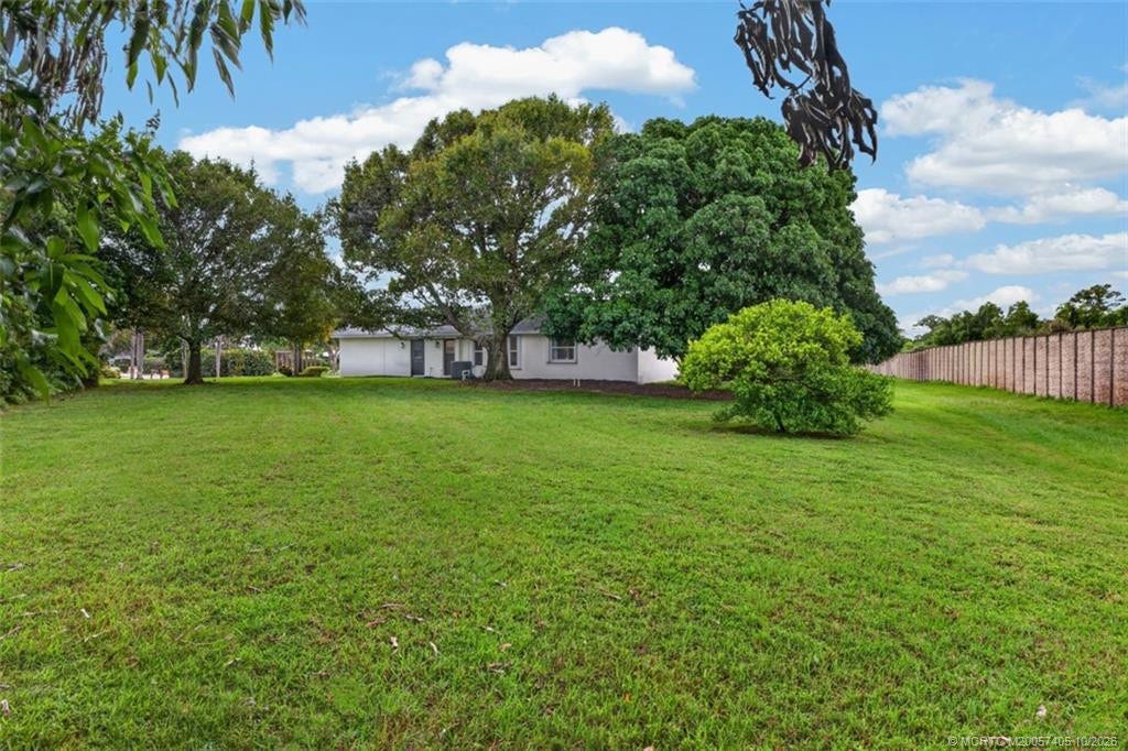 1812 NE Crabtree Lane, Jensen Beach, FL 34957 Photo 36