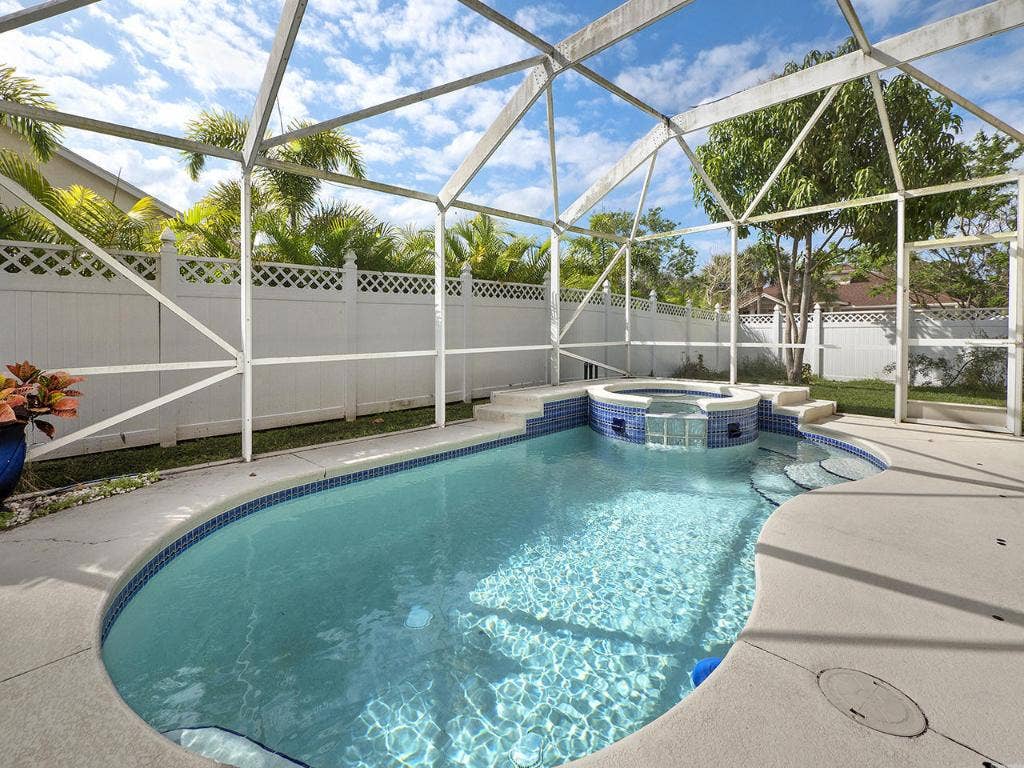 330 Clocktower Drive Drive, Jupiter, Jupiter, FL 33458