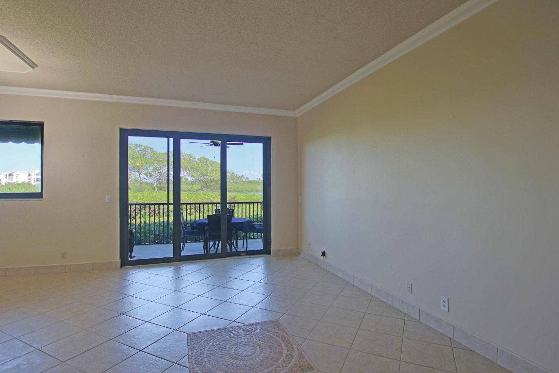 200 Waterway Road, #105, Tequesta, FL 33469 200 Waterway Road, #105, Tequesta, FL 33469