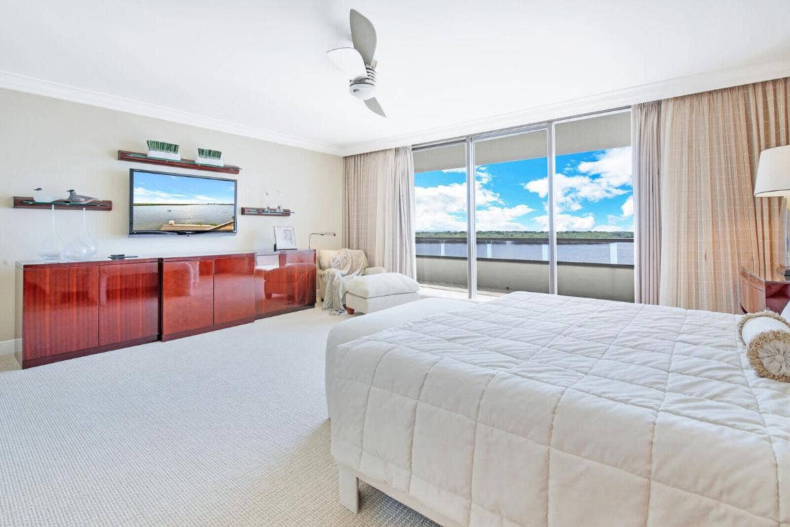 100 Lakeshore Drive, #551, North Palm Beach, FL 33408 100 Lakeshore Drive, #551, North Palm Beach, FL 33408