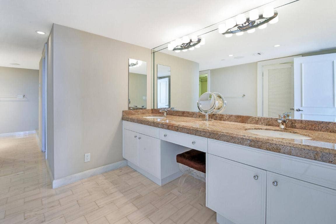 100 Lakeshore Drive, #551, North Palm Beach, FL 33408 100 Lakeshore Drive, #551, North Palm Beach, FL 33408