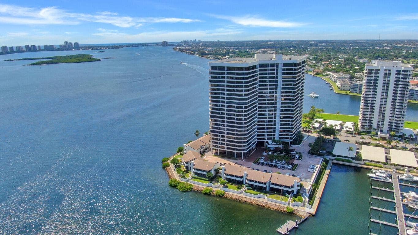 100 Lakeshore Drive, #551, North Palm Beach, FL 33408 100 Lakeshore Drive, #551, North Palm Beach, FL 33408