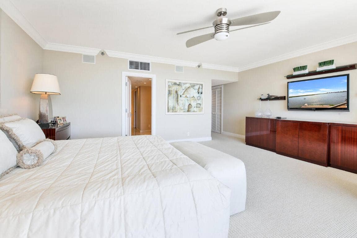 100 Lakeshore Drive, #551, North Palm Beach, FL 33408 100 Lakeshore Drive, #551, North Palm Beach, FL 33408