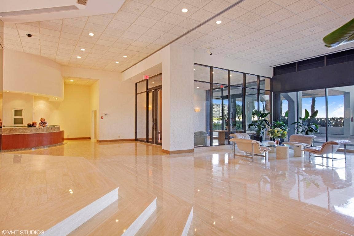 100 Lakeshore Drive, #551, North Palm Beach, FL 33408 100 Lakeshore Drive, #551, North Palm Beach, FL 33408