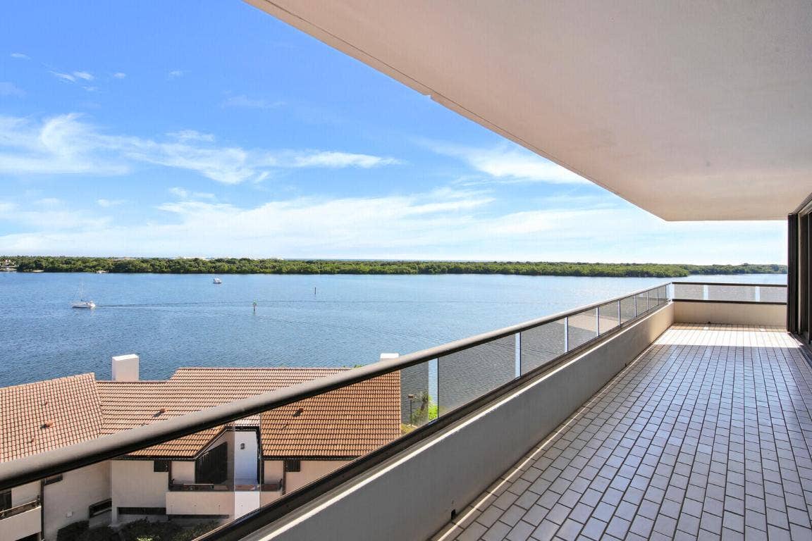 100 Lakeshore Drive, #551, North Palm Beach, FL 33408 100 Lakeshore Drive, #551, North Palm Beach, FL 33408