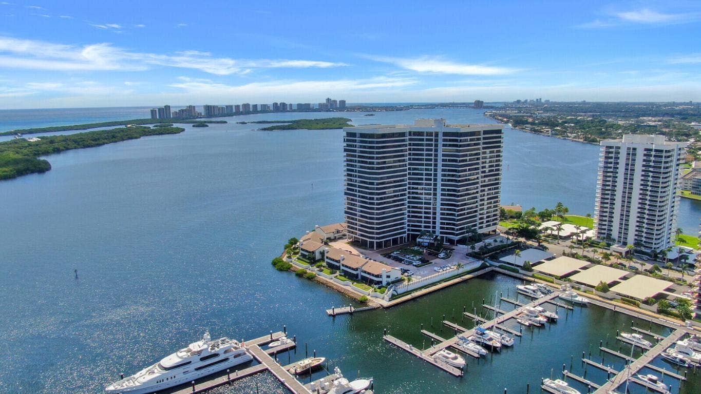 100 Lakeshore Drive, #551, North Palm Beach, FL 33408 100 Lakeshore Drive, #551, North Palm Beach, FL 33408
