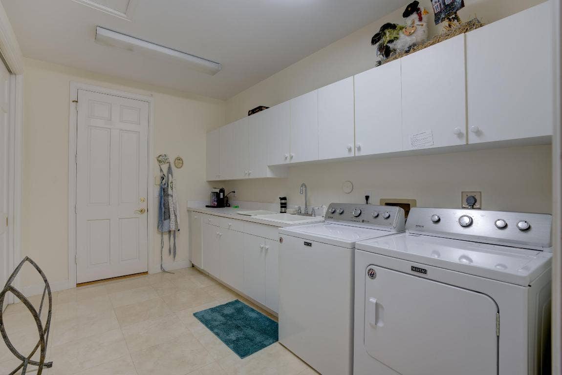 18625 SE Village Circle, Tequesta, FL 33469 18625 SE Village Circle, Tequesta, FL 33469