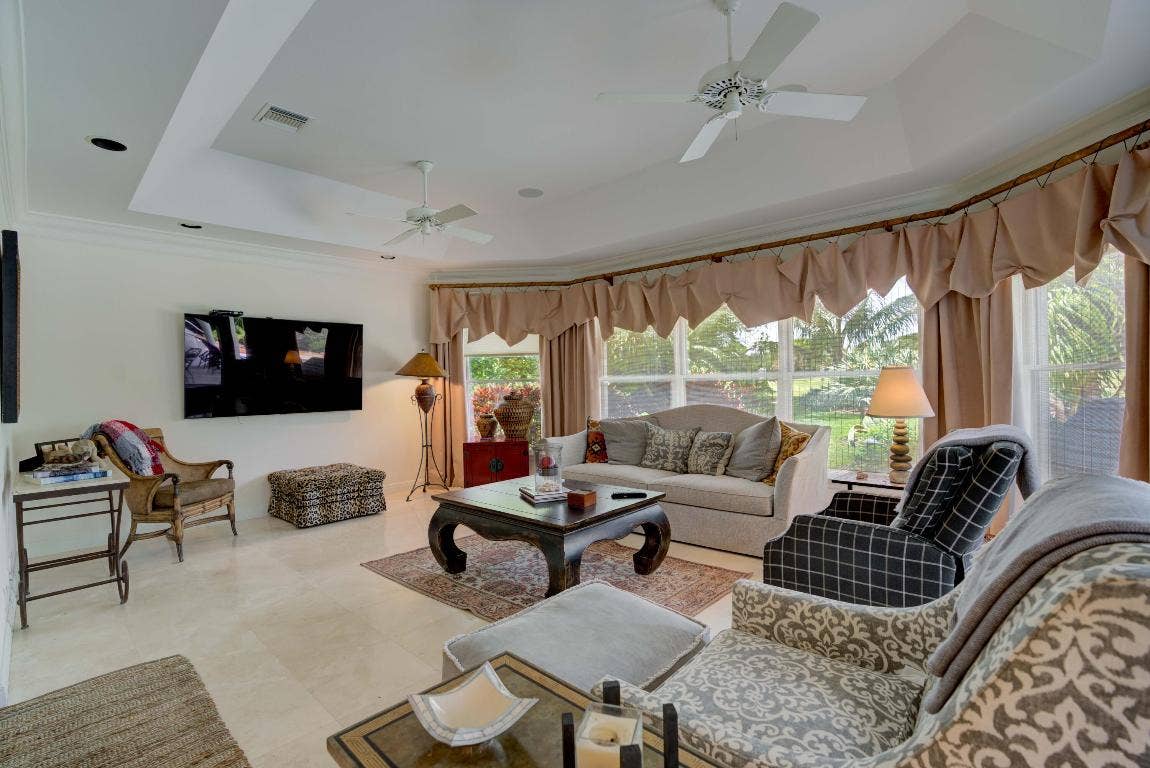 18625 SE Village Circle, Tequesta, FL 33469 18625 SE Village Circle, Tequesta, FL 33469
