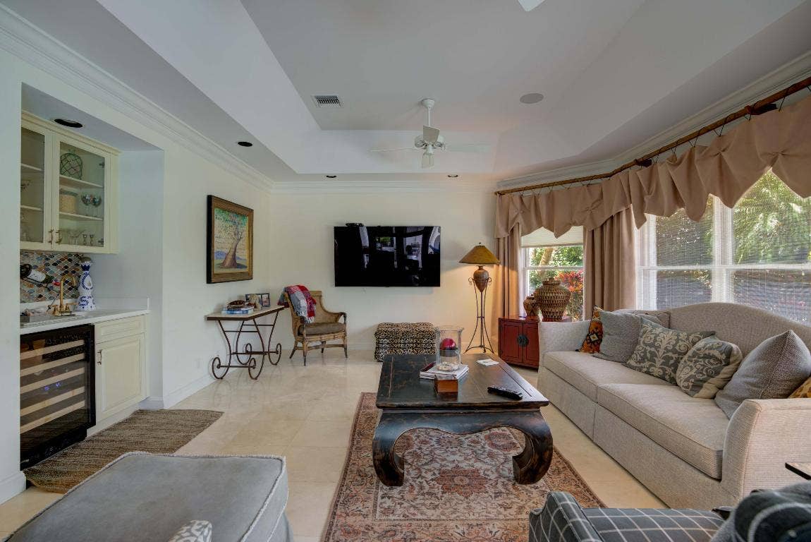 18625 SE Village Circle, Tequesta, FL 33469 18625 SE Village Circle, Tequesta, FL 33469