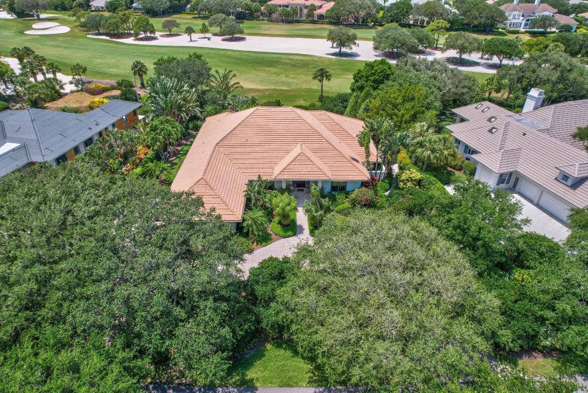 18625 SE Village Circle, Tequesta, FL 33469 18625 SE Village Circle, Tequesta, FL 33469