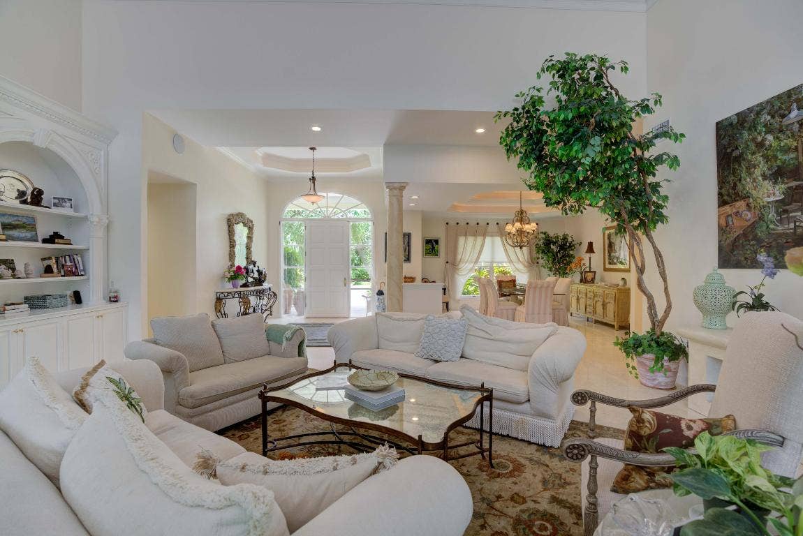 18625 SE Village Circle, Tequesta, FL 33469 18625 SE Village Circle, Tequesta, FL 33469