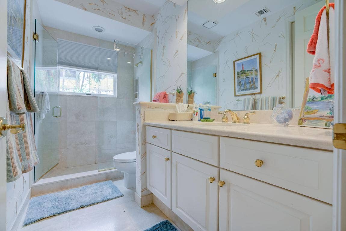 18625 SE Village Circle, Tequesta, FL 33469 18625 SE Village Circle, Tequesta, FL 33469