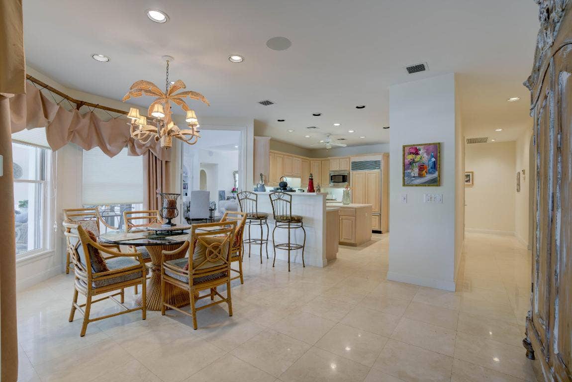 18625 SE Village Circle, Tequesta, FL 33469 18625 SE Village Circle, Tequesta, FL 33469