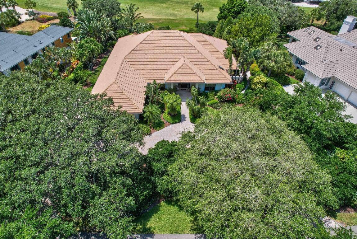 18625 SE Village Circle, Tequesta, FL 33469 18625 SE Village Circle, Tequesta, FL 33469