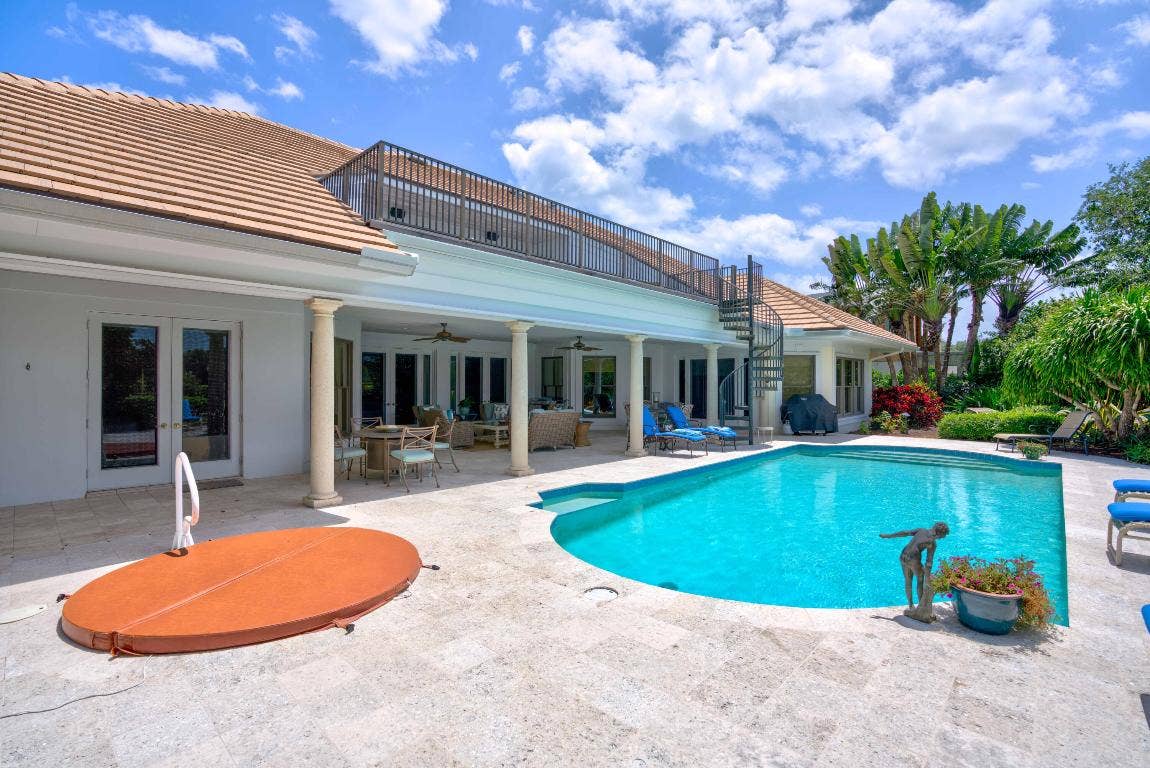 18625 SE Village Circle, Tequesta, FL 33469 18625 SE Village Circle, Tequesta, FL 33469