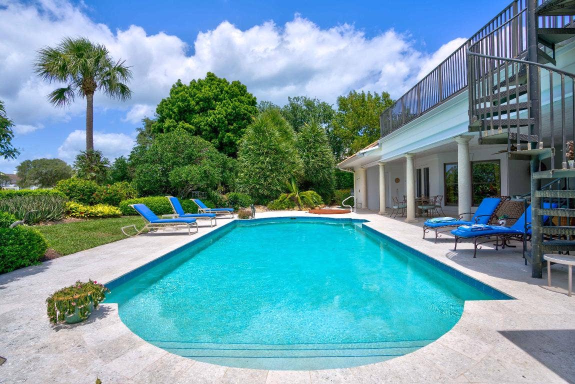 18625 SE Village Circle, Tequesta, FL 33469 18625 SE Village Circle, Tequesta, FL 33469