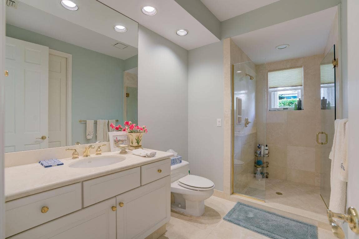 18625 SE Village Circle, Tequesta, FL 33469 18625 SE Village Circle, Tequesta, FL 33469