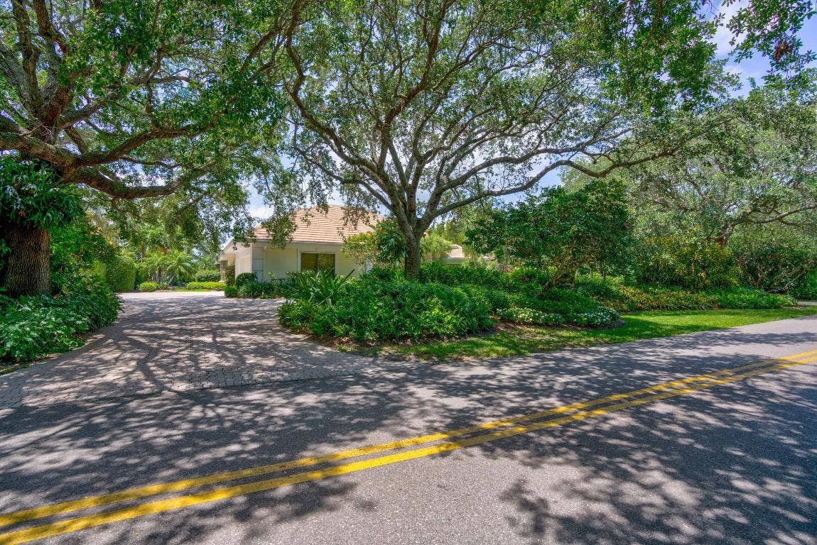 18625 SE Village Circle, Tequesta, FL 33469 18625 SE Village Circle, Tequesta, FL 33469