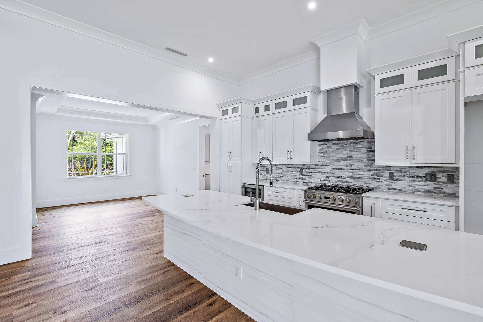 19993 Loxahatchee Pointe Drive, Jupiter, FL 33458 Kitchen