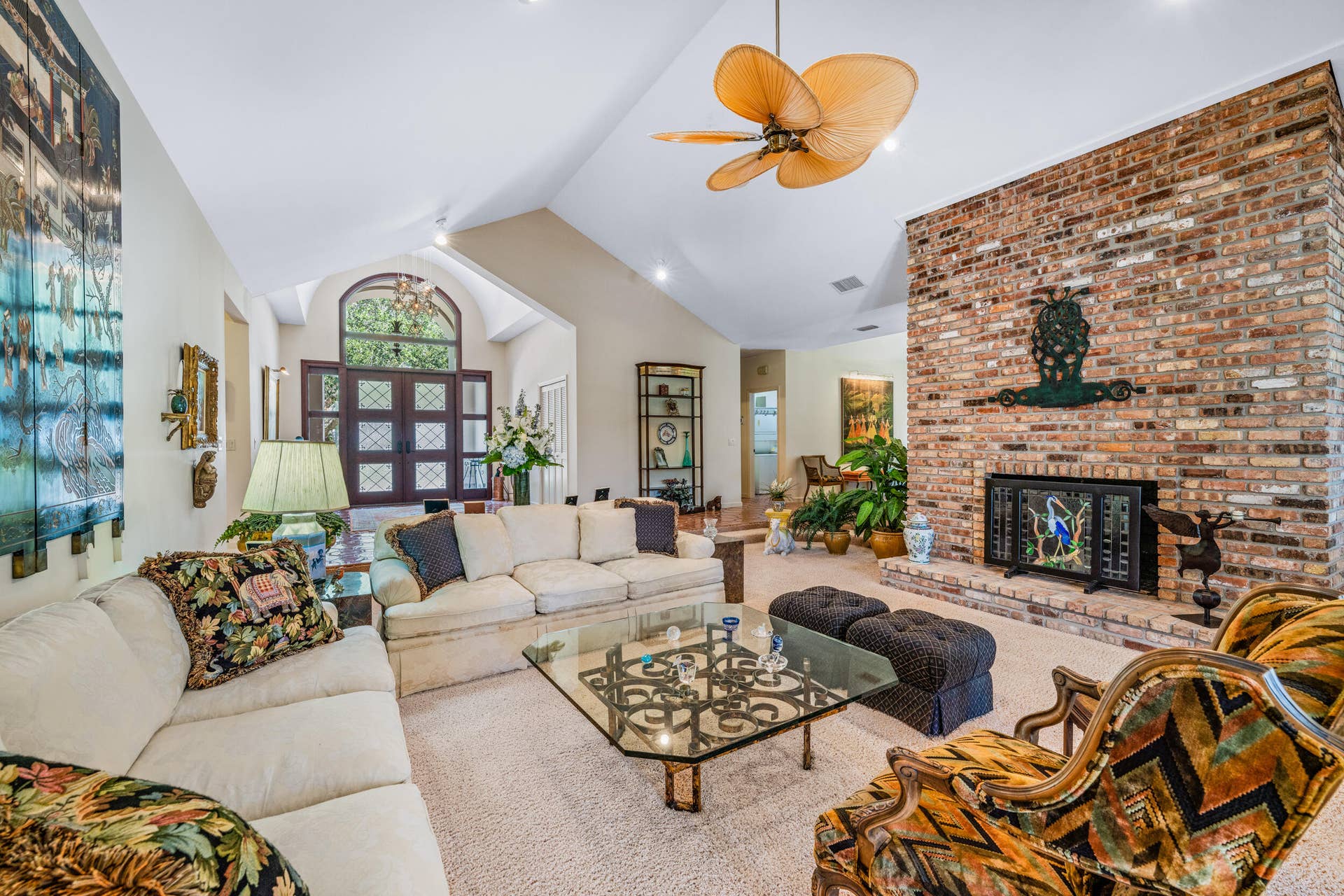 18065 SE Village Circle, Tequesta, FL 33469 Living Room