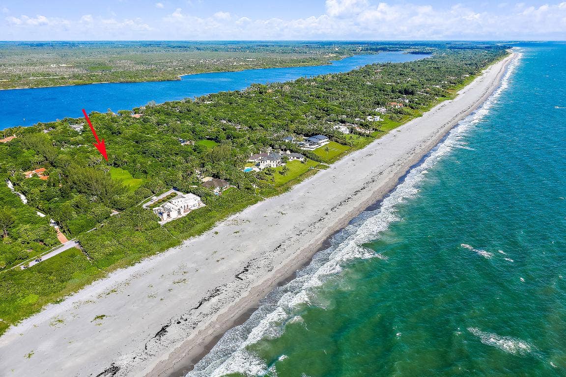 302 S Beach Road, Hobe Sound, FL 33455 302 S Beach Road, Hobe Sound, FL 33455