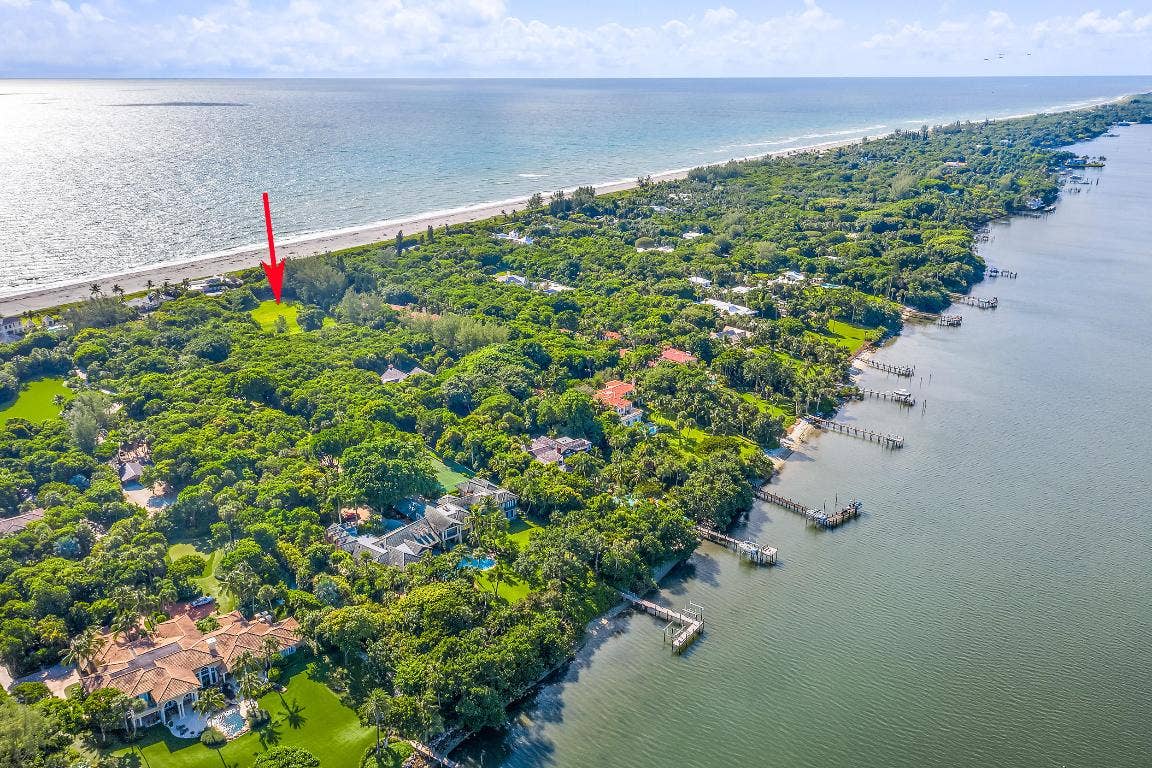 302 S Beach Road, Hobe Sound, FL 33455 302 S Beach Road, Hobe Sound, FL 33455