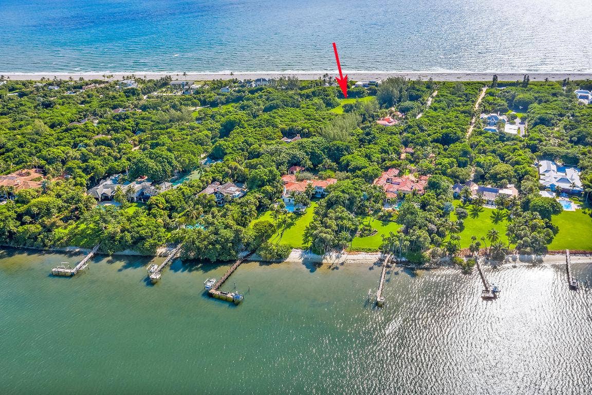 302 S Beach Road, Hobe Sound, FL 33455 302 S Beach Road, Hobe Sound, FL 33455