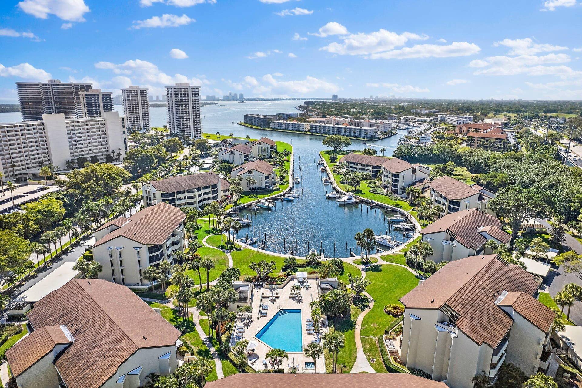 1133 Marine Way, #I4r, North Palm Beach, FL 33408 007-OldPortCoveRestaurantSign-FL-SMALL