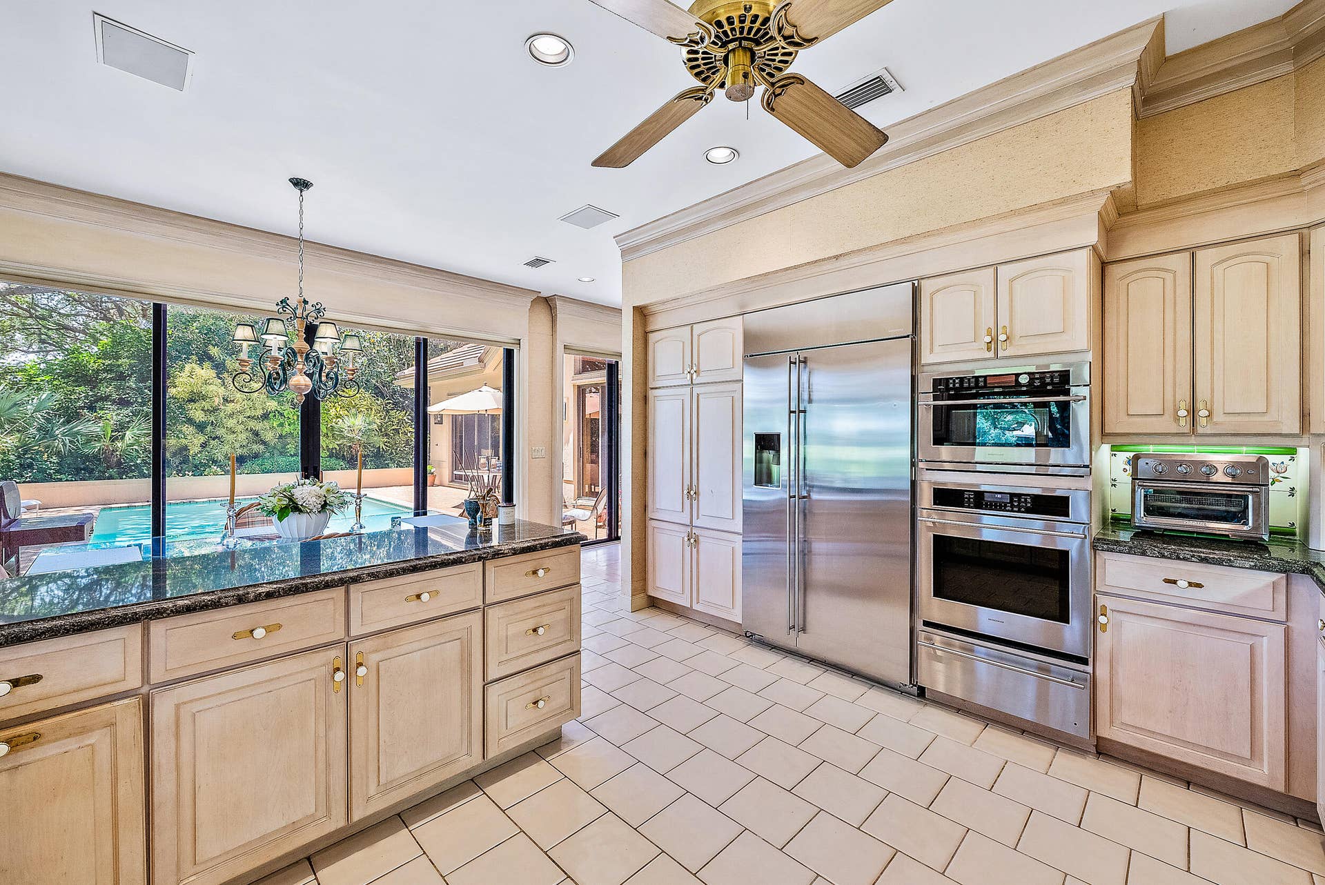 12308 SE Birkdale Run, Jupiter, FL 33469 Kitchen