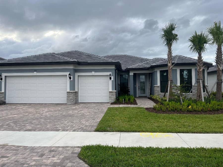 Property photo for 4547 Magnolia Way, #Lot 130, Oakland Park, FL
