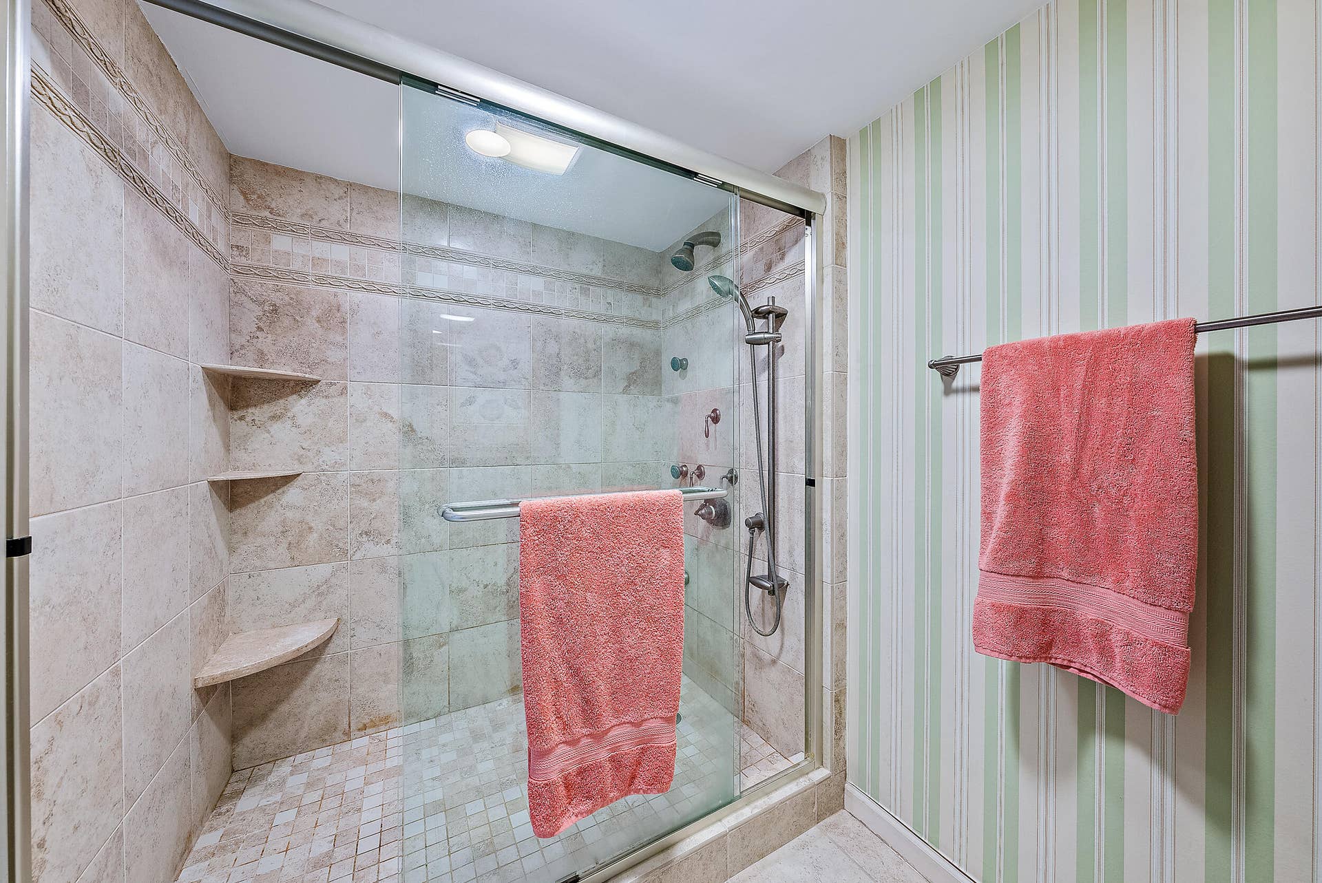 19750 S Beach Road, #605, Jupiter, FL 33469 Master Shower