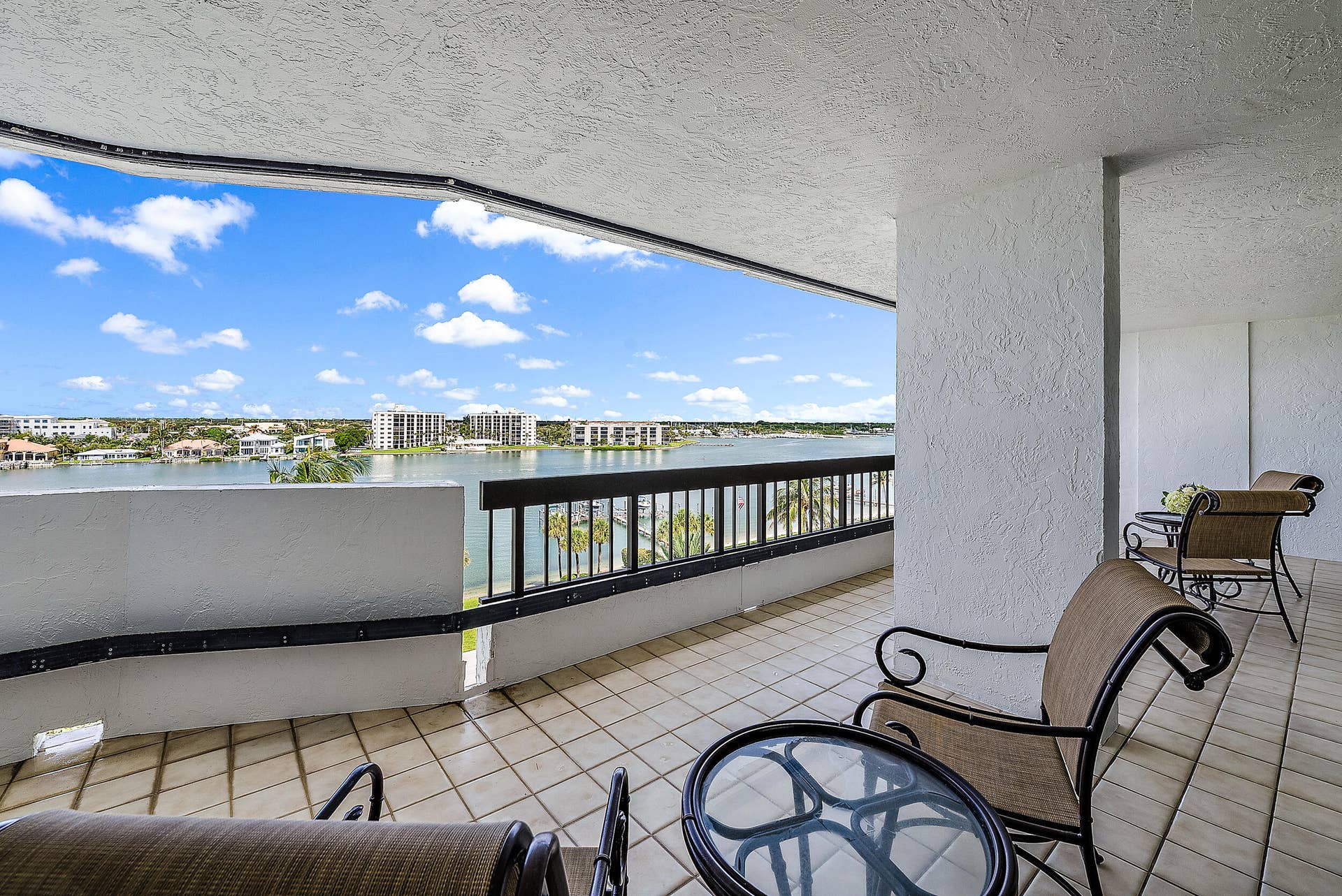 19750 S Beach Road, #605, Jupiter, FL 33469 Intracoastal Balcony