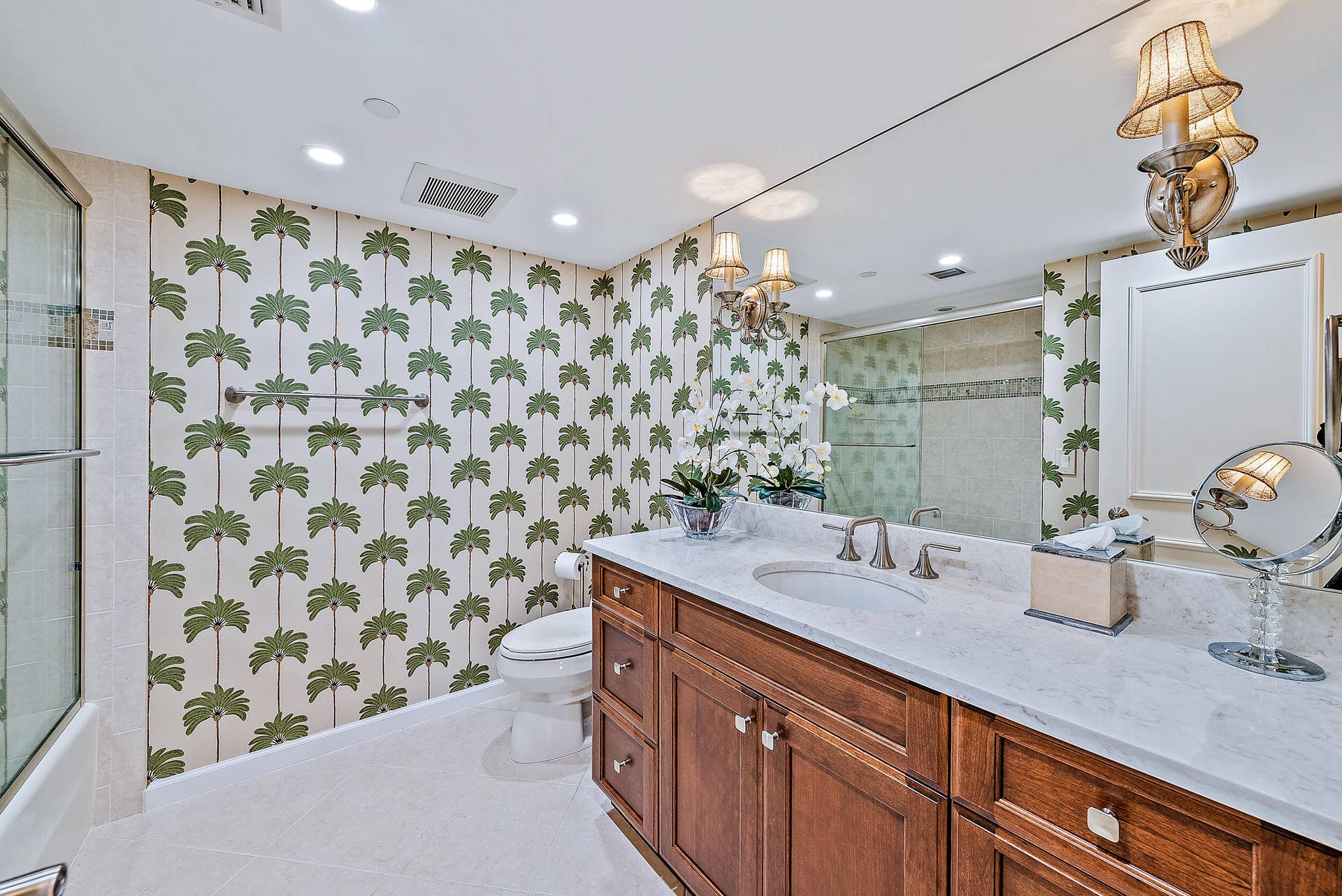 19750 S Beach Road, #605, Jupiter, FL 33469 Guest Bath