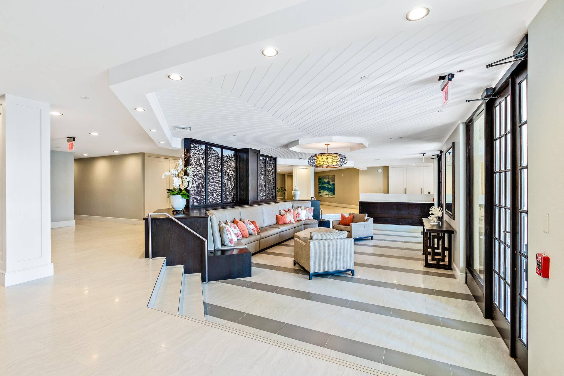 19750 S Beach Road, #605, Jupiter, FL 33469 Lobby