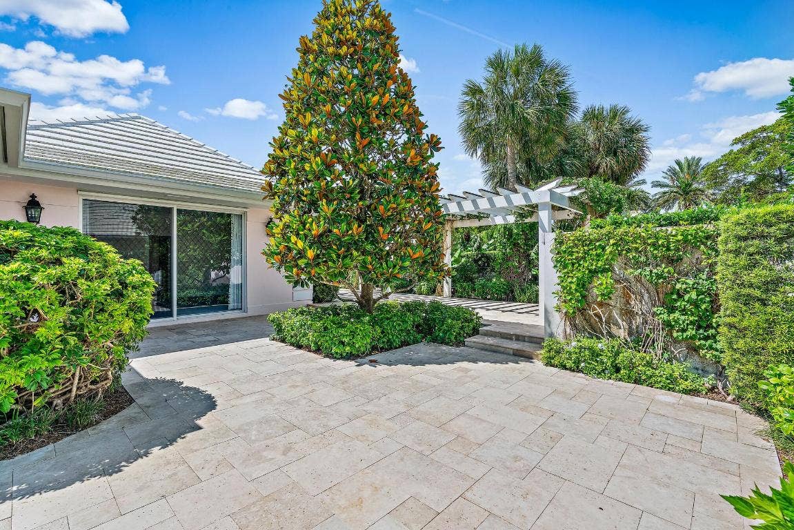 12105 Surrey Lane Lane, North Palm Beach, FL 33408 12105 Surrey Lane Lane, North Palm Beach, FL 33408