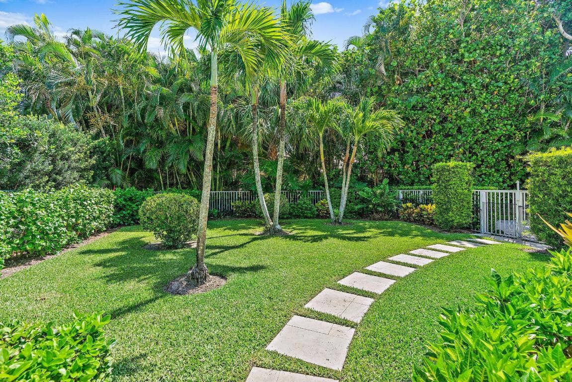 12105 Surrey Lane Lane, North Palm Beach, FL 33408 12105 Surrey Lane Lane, North Palm Beach, FL 33408