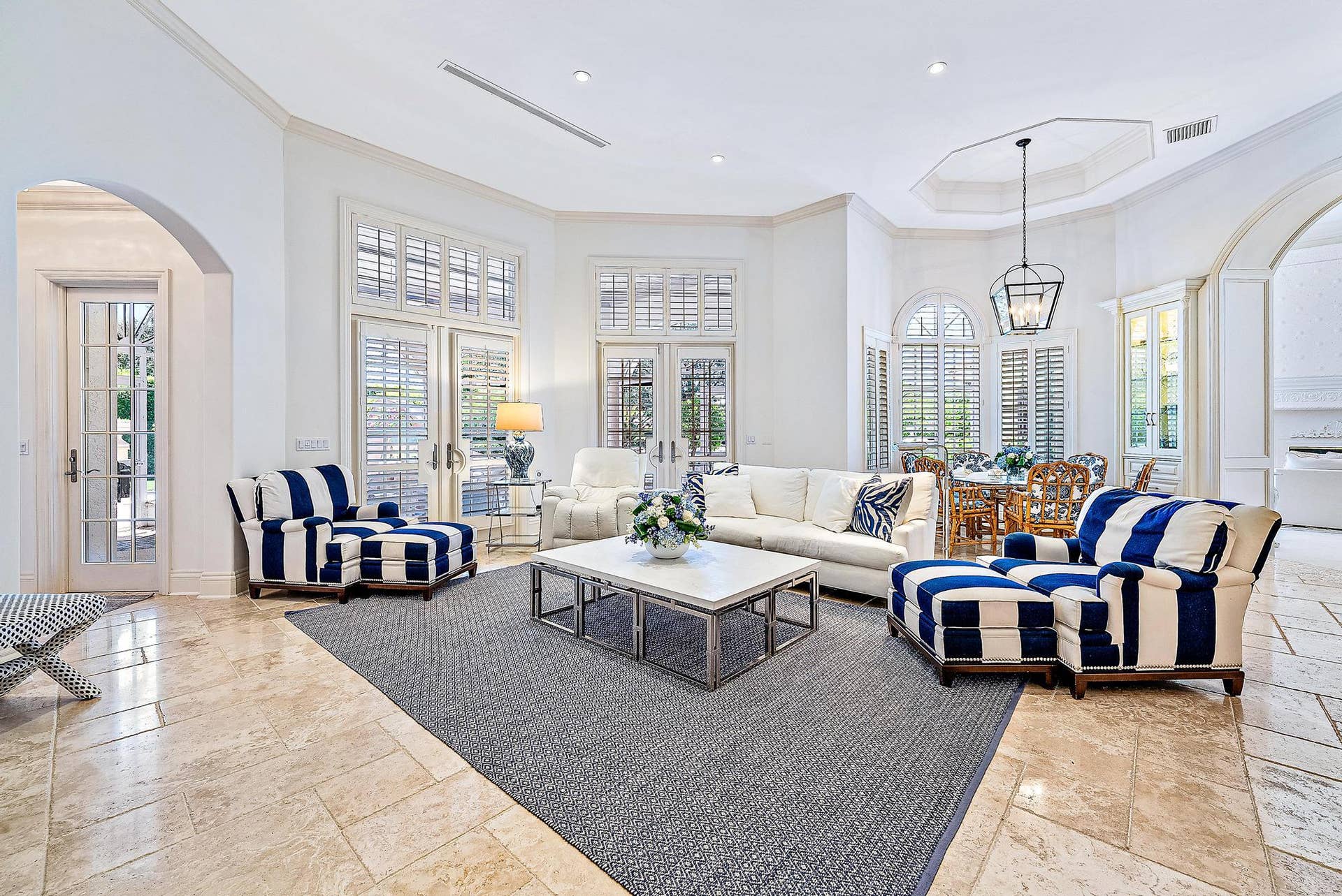 12008 SE Intracoastal Terrace, Jupiter, FL 33469 Family Room