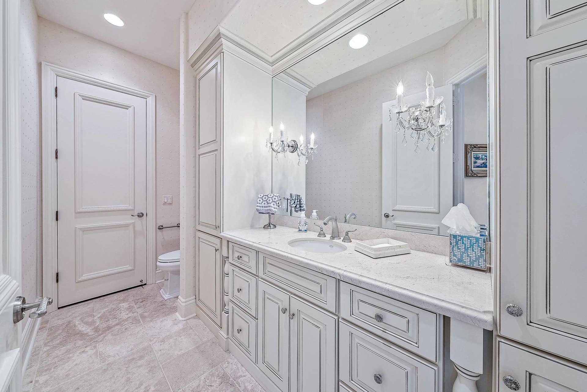 12008 SE Intracoastal Terrace, Jupiter, FL 33469 Half Bath