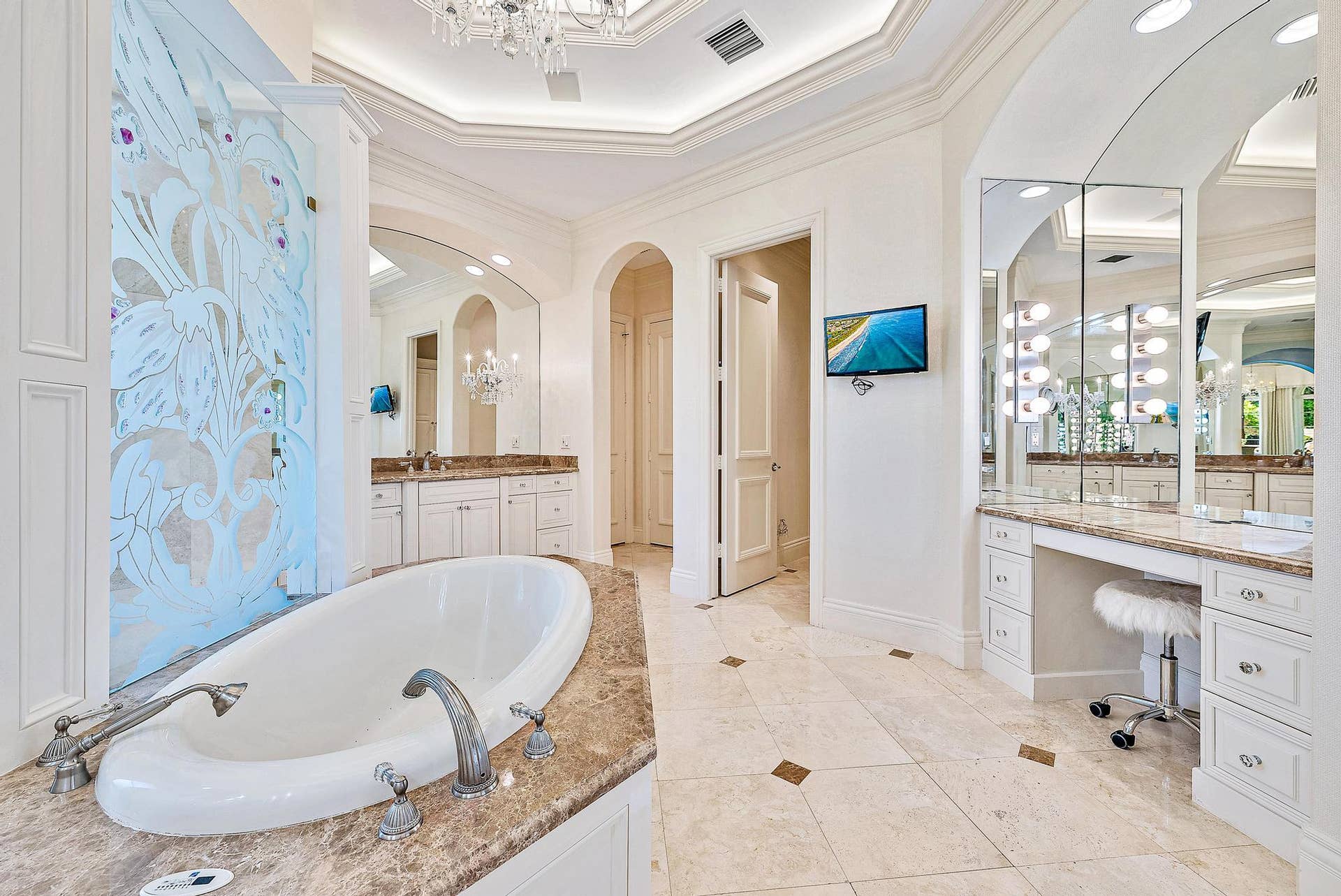 12008 SE Intracoastal Terrace, Jupiter, FL 33469 Primary Bath