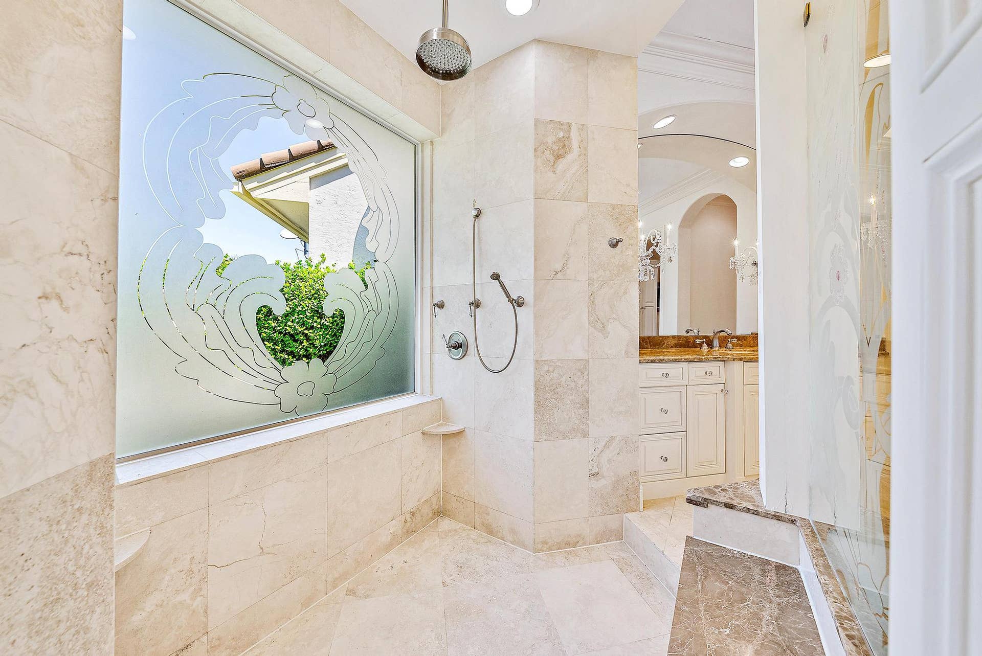 12008 SE Intracoastal Terrace, Jupiter, FL 33469 Primary Bath