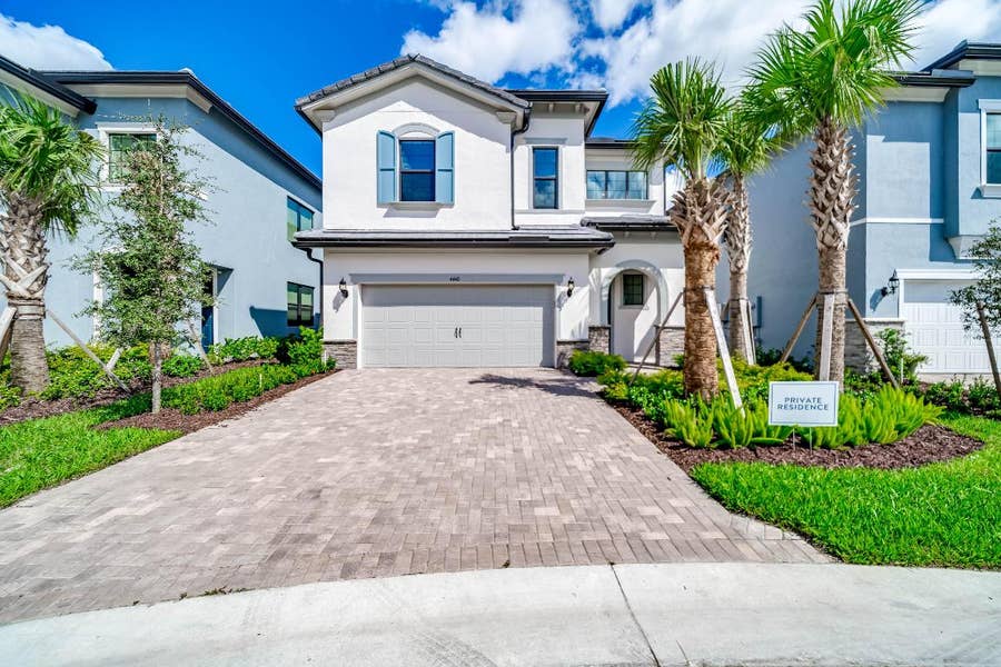 Property photo for 4440 Waterside Drive, Oakland Park, FL