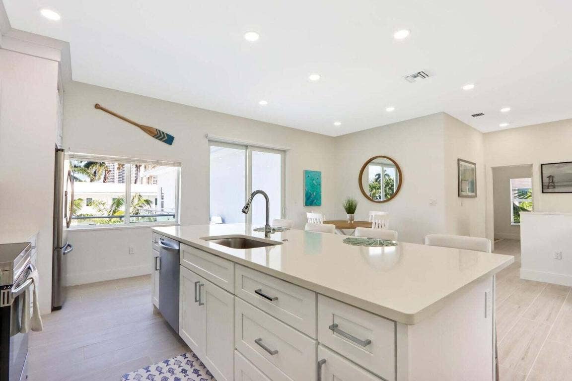 115 Cascade Lane, Palm Beach Shores, Palm Beach Shores, FL 33404 115 Cascade Lane, Palm Beach Shores, Palm Beach Shores, FL 33404