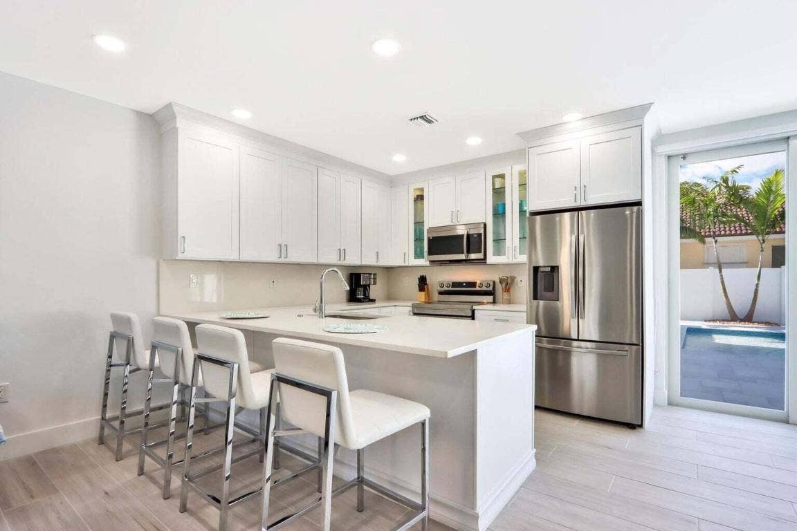 115 Cascade Lane, Palm Beach Shores, Palm Beach Shores, FL 33404 115 Cascade Lane, Palm Beach Shores, Palm Beach Shores, FL 33404