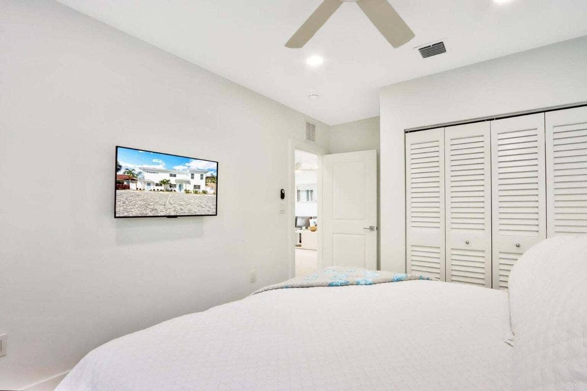 115 Cascade Lane, Palm Beach Shores, Palm Beach Shores, FL 33404 115 Cascade Lane, Palm Beach Shores, Palm Beach Shores, FL 33404
