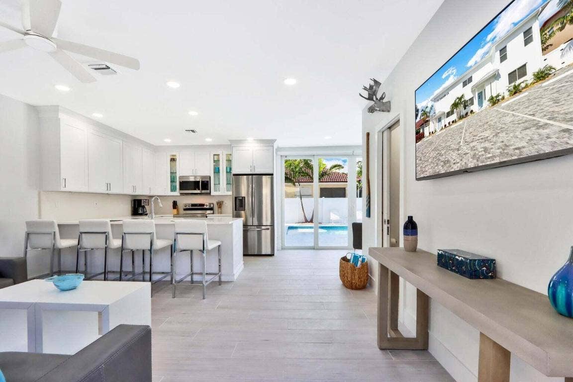 115 Cascade Lane, Palm Beach Shores, Palm Beach Shores, FL 33404 115 Cascade Lane, Palm Beach Shores, Palm Beach Shores, FL 33404
