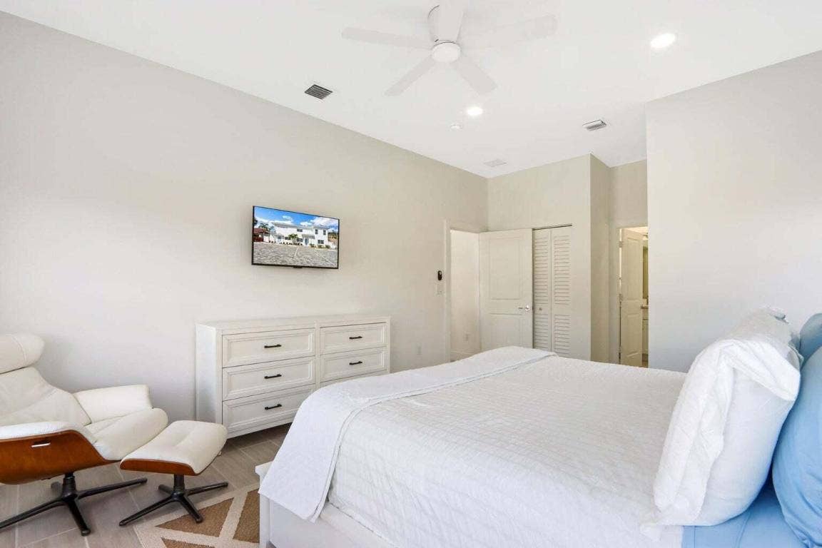 115 Cascade Lane, Palm Beach Shores, Palm Beach Shores, FL 33404 115 Cascade Lane, Palm Beach Shores, Palm Beach Shores, FL 33404