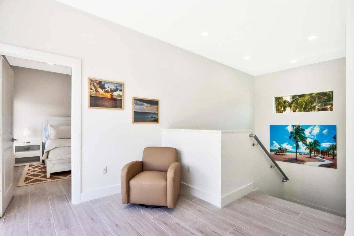 115 Cascade Lane, Palm Beach Shores, Palm Beach Shores, FL 33404 115 Cascade Lane, Palm Beach Shores, Palm Beach Shores, FL 33404